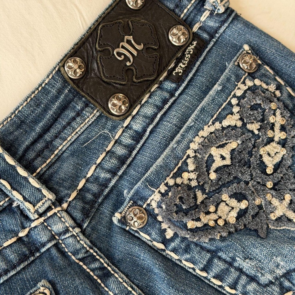 Miss Me JW5178B Low Rise Bootcut Jeans Blue Embroidered Cross Embellished 26
